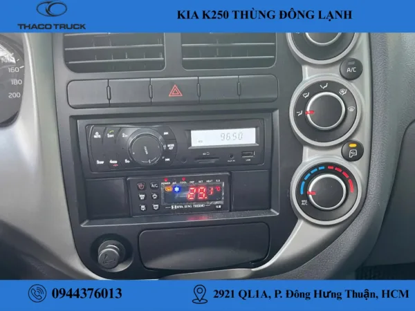 k250 đông lạnh (7) kia k250 thùng đông lạnh